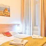 Budapest Central Apartments 3*