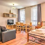 Budapest Central Apartments Aparthotel 3*