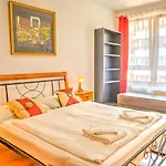 Budapest Central Apartments Aparthotel