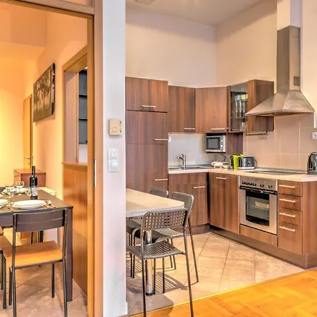 Budapest Central Apartments بودابست