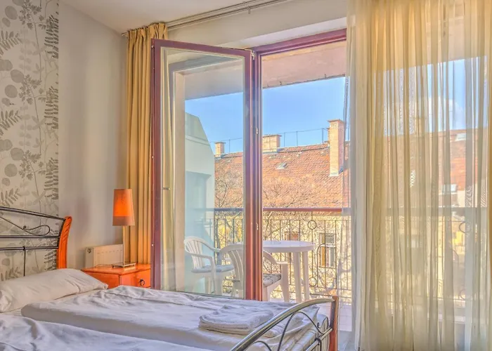Budapest Central Apartments بودابست