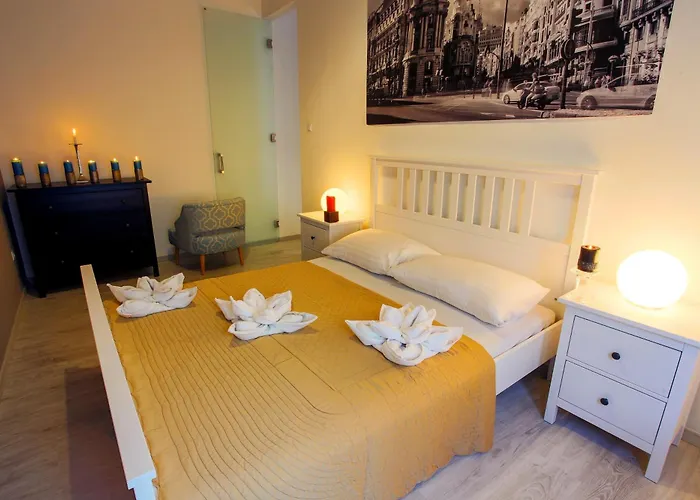Budapest Central Apartments 3*