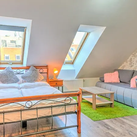 Budapest Central Apartments מלון דירות בודפשט