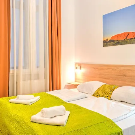 Budapest Central Apartments شقة فندقية 3*