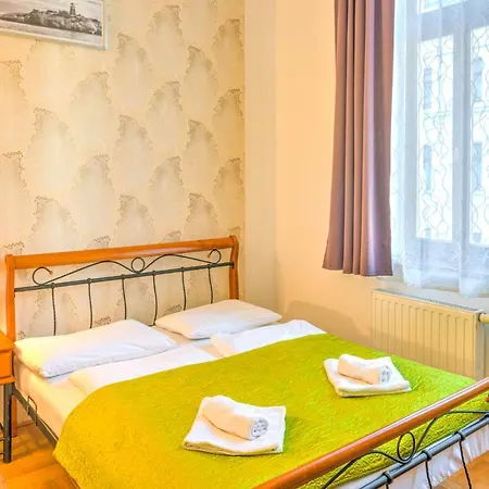 شقة فندقية Budapest Central Apartments 3*