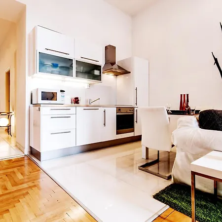 Budapest Central Apartments