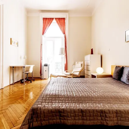 Budapest Central Apartments Apartahotel 3*