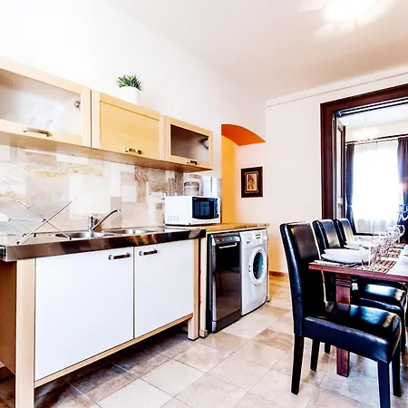 Apartahotel Budapest Central Apartments 3*