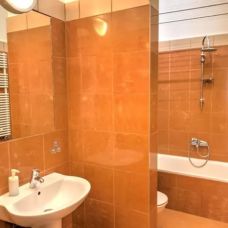 Budapest Central Apartments Ξενοδοχείο με διαμερίσματα 4*