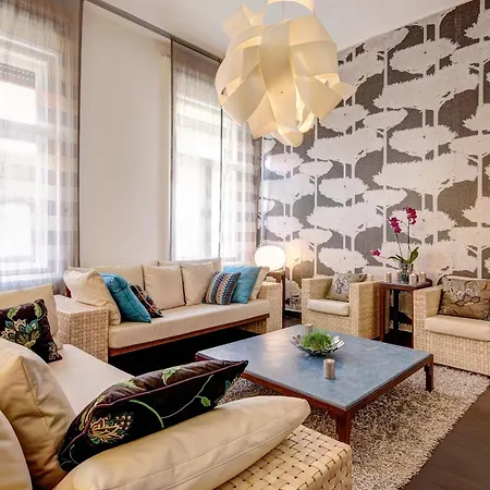 Budapest Central Apartments 3* Budapeşte