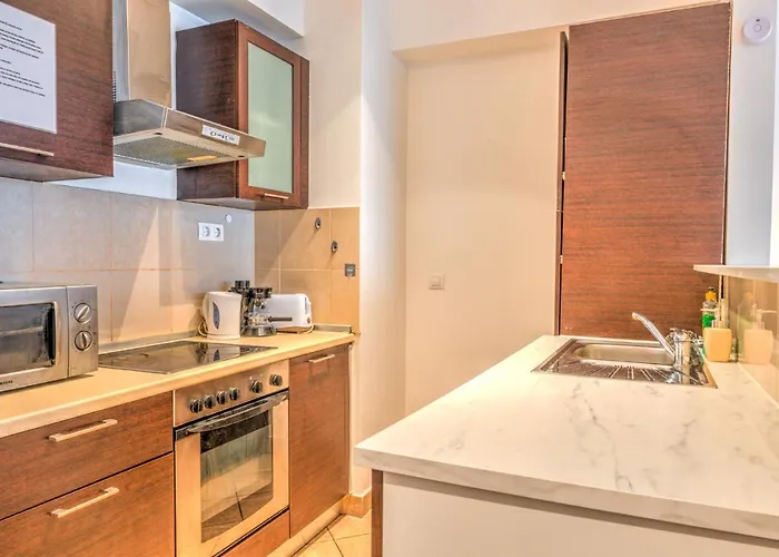 Budapest Central Apartments Apart Otel 4*