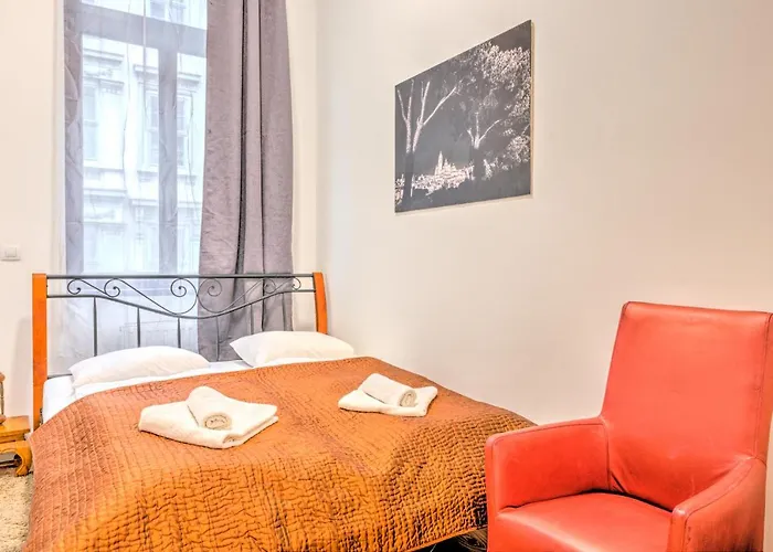 Budapest Central Apartments 4*